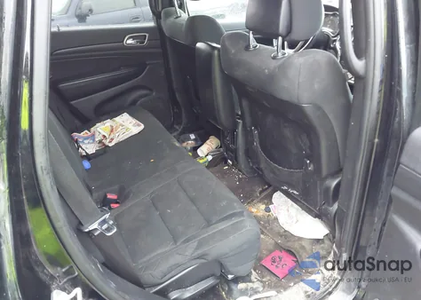 2017 Jeep Grand Cherokee Laredo 4X4 z USA, uszkodzony, nr VIN 1C4RJFAG4HC743550